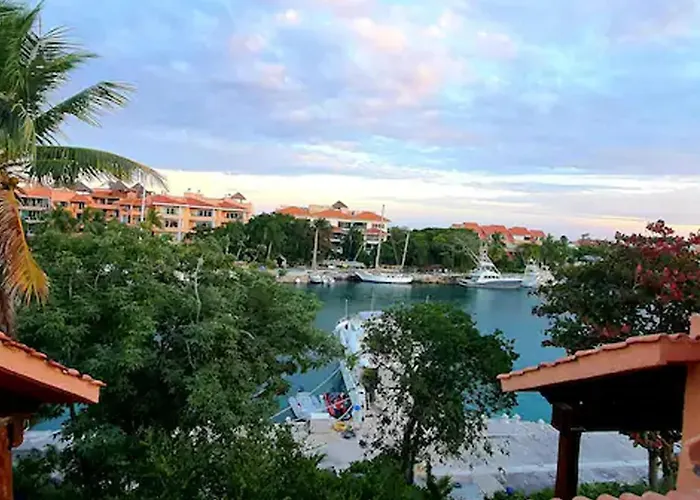 Ocean & Marina Views,affordable,spoil Yourself!