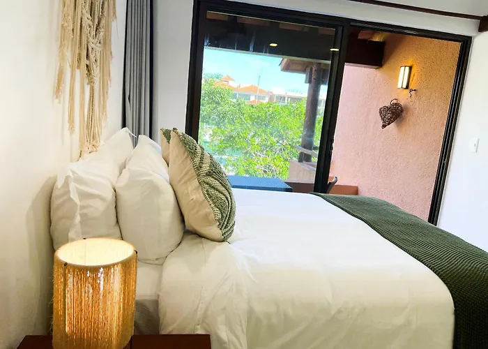 Ocean & Marina Views,affordable,spoil Yourself!